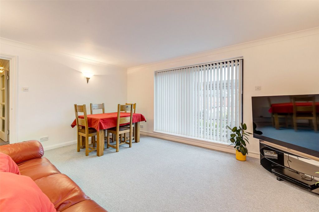 Property photo 3 of 16 Picture No. 19