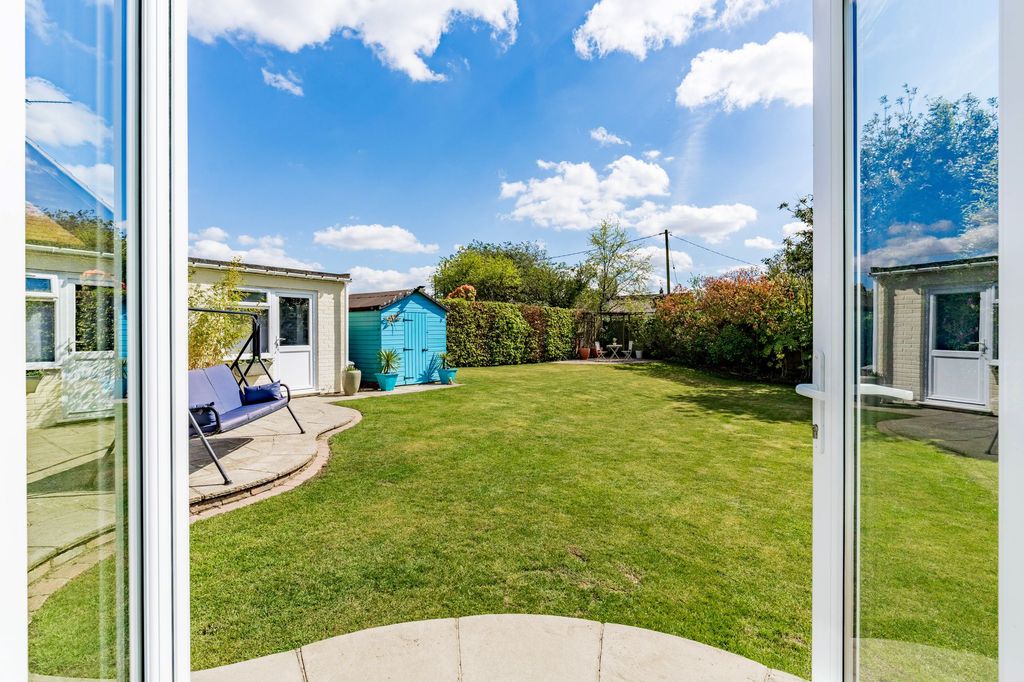 Property photo 3 of 24