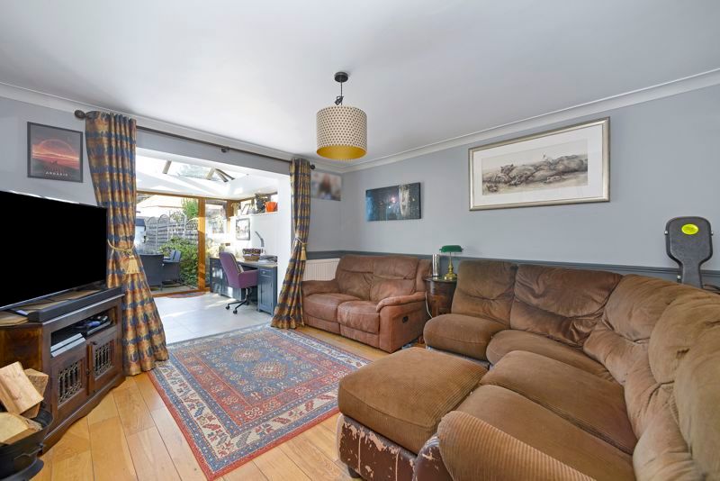 Property photo 2 of 18 Photo 11