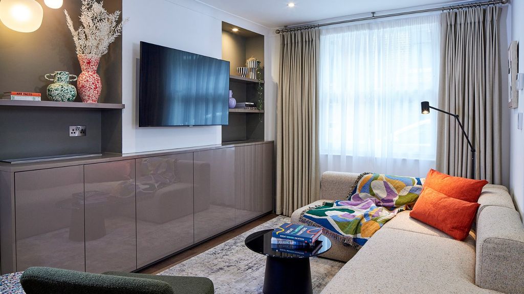 Property photo 3 of 10 A085i00000L9404Aab_Cof220082_31.Jpg