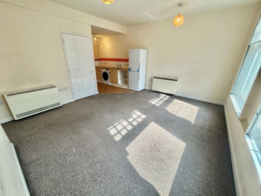 Property photo 1 of 10 Image