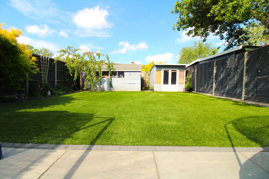Property photo 2 of 15