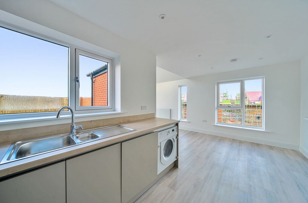 Property photo 3 of 13 1394545-31-69492B...