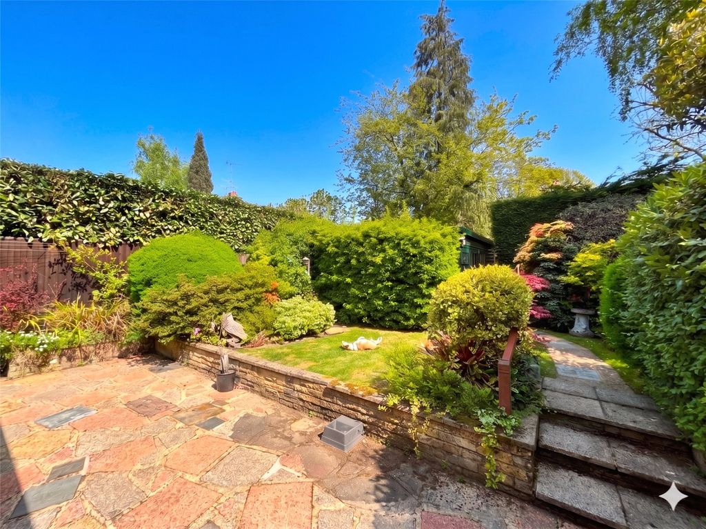 Property photo 3 of 19 Picture No. 12