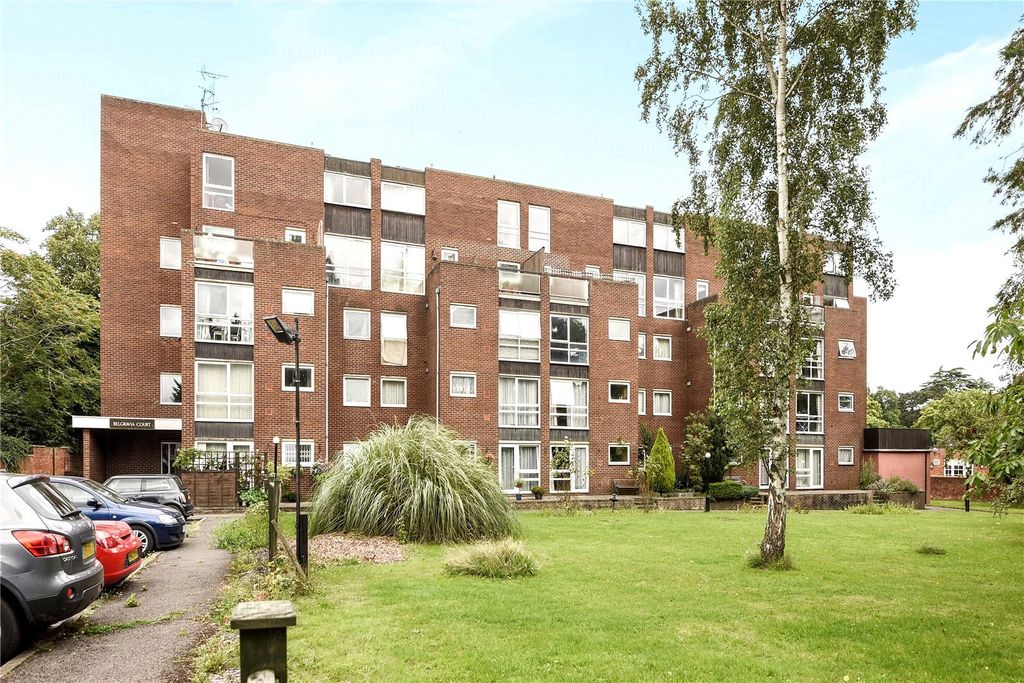 Property photo 1 of 7 Front