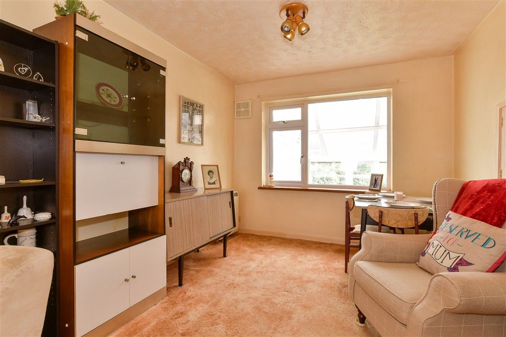 Property photo 1 of 17 Dining Area