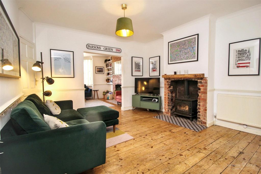 Property photo 2 of 25 Sitting Room