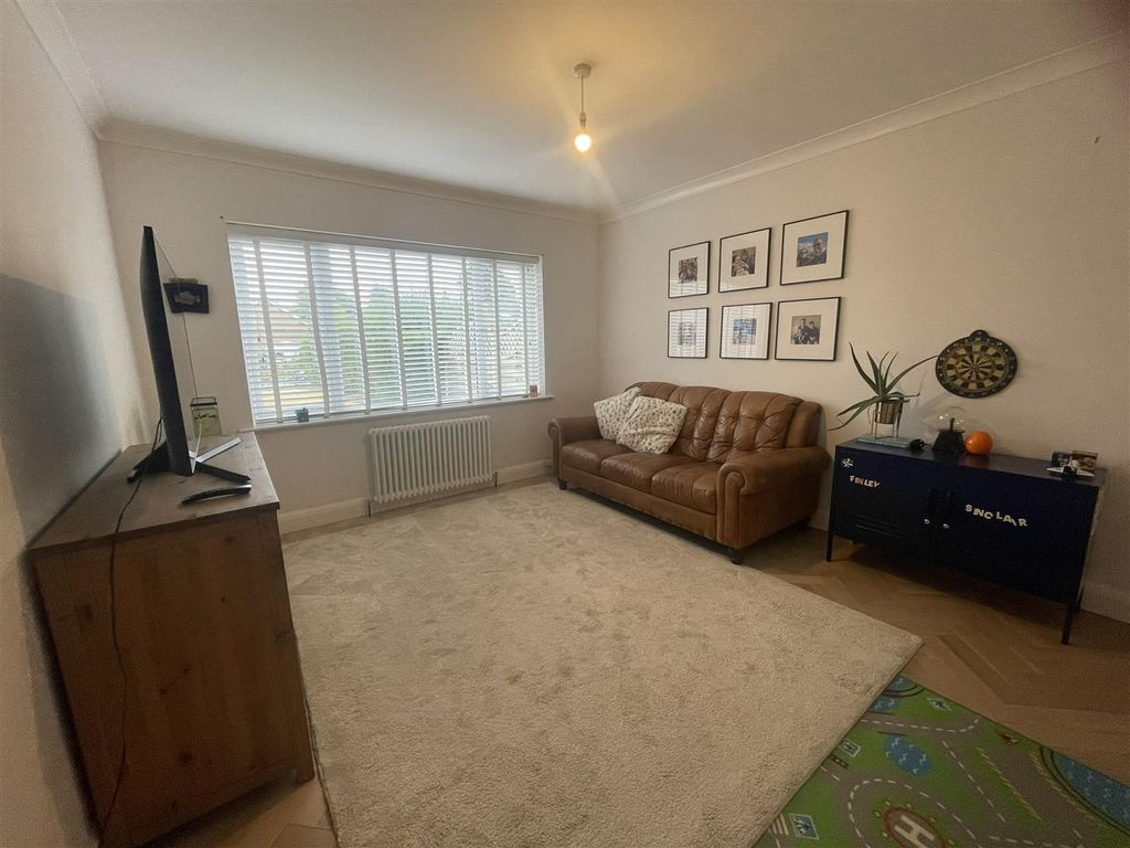 Property photo 3 of 25 Img_4856.Jpg