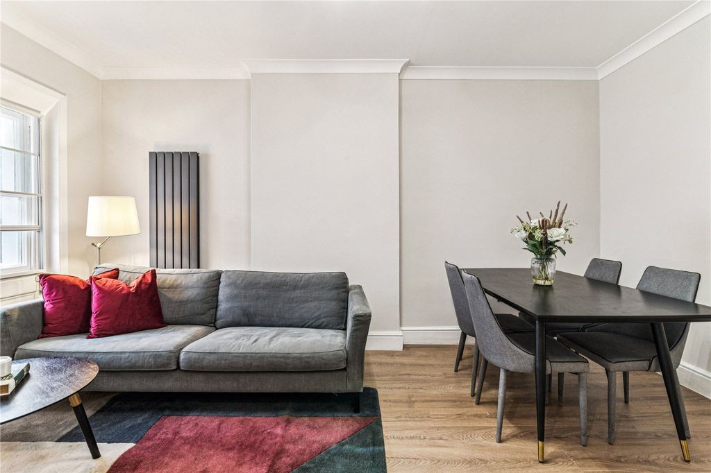 Property photo 3 of 16 Picture No. 03