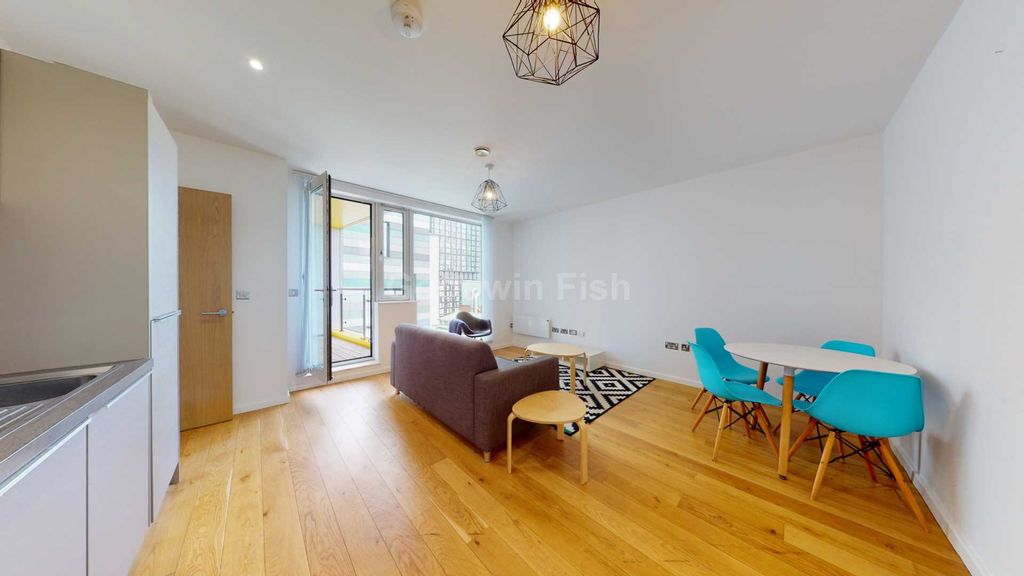 Property photo 3 of 15