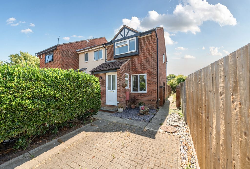 Property photo 1 of 19 1328556-2-6883787...