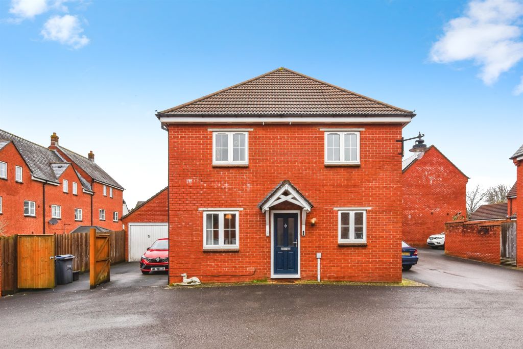 Property photo 1 of 16