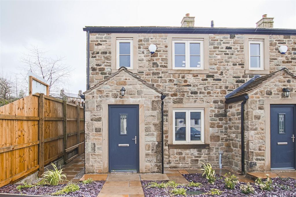Property photo 1 of 49 Plot 1