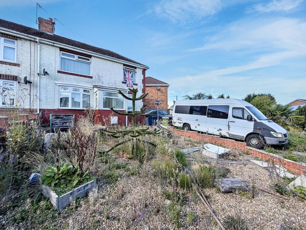 Property photo 2 of 14