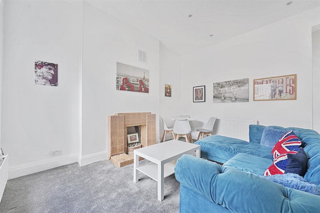 Property photo 3 of 15 _Akp8133.Jpg