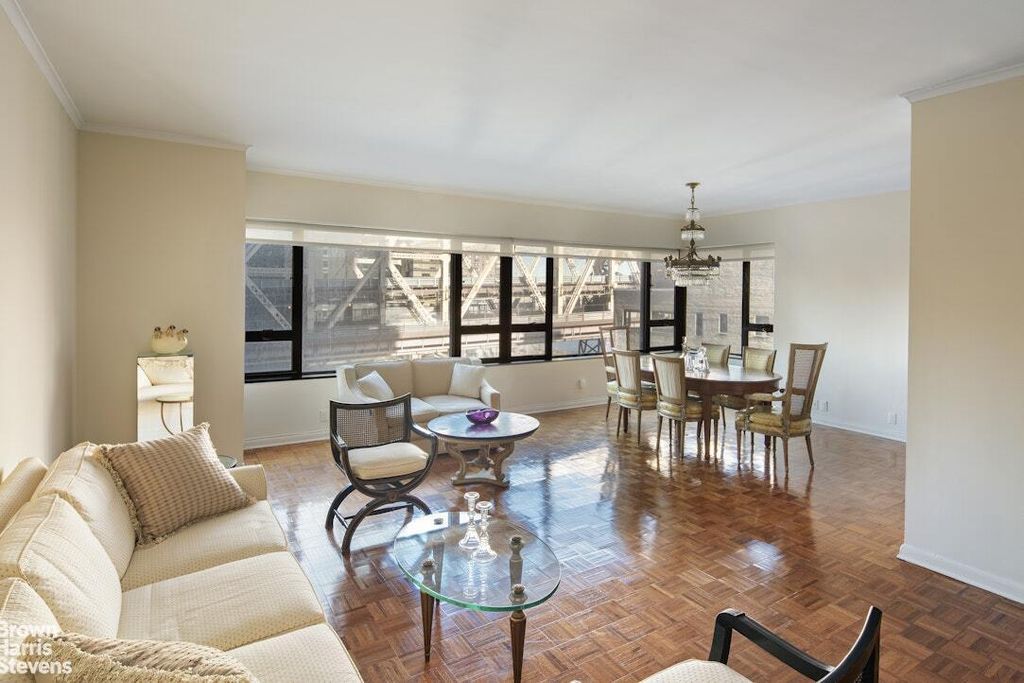 Property photo 3 of 9 <Alttext/>