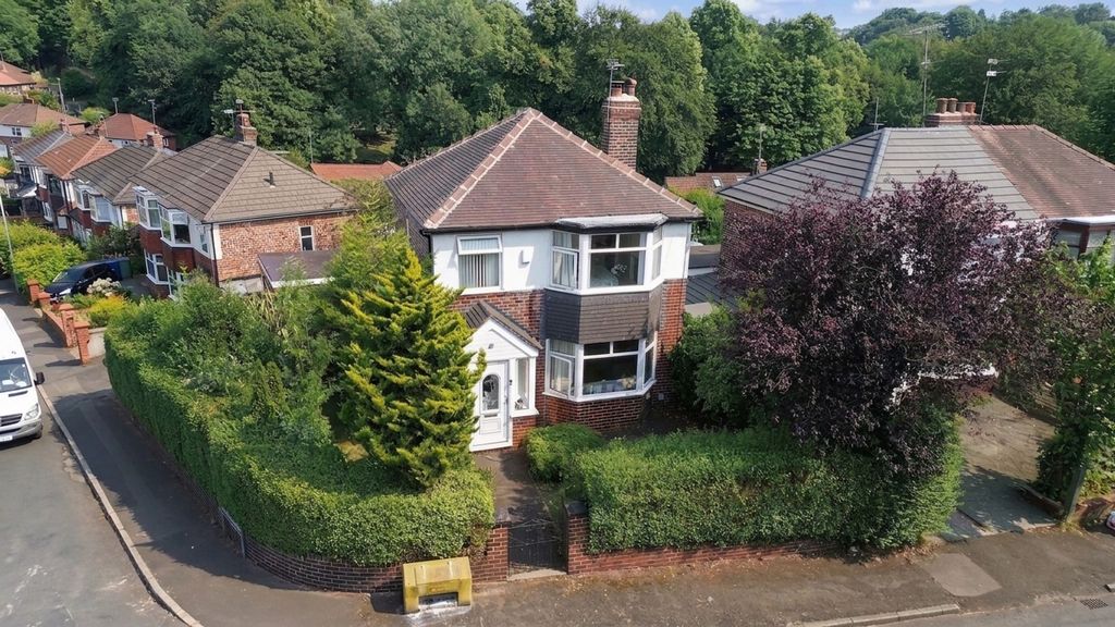 Property photo 1 of 30