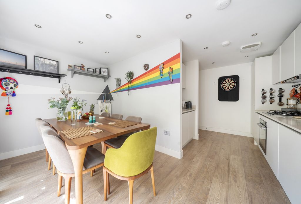Property photo 2 of 21 1468883-16-6A184A...