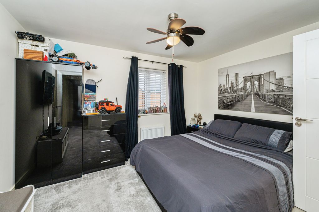 Property photo 3 of 23 Z61_0452-3