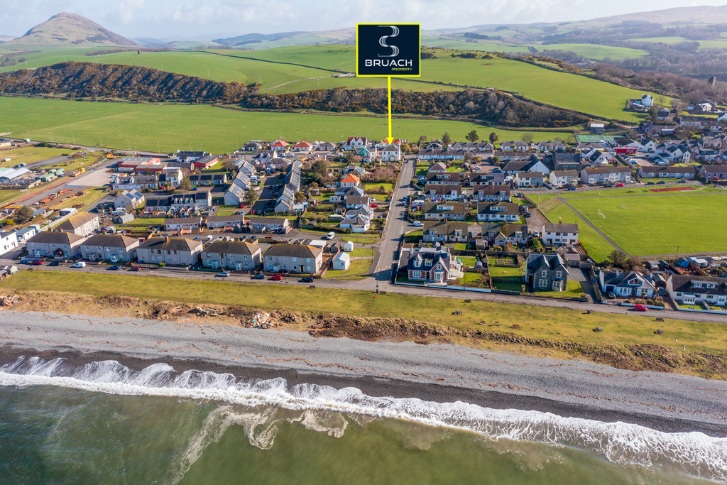 Property photo 2 of 24