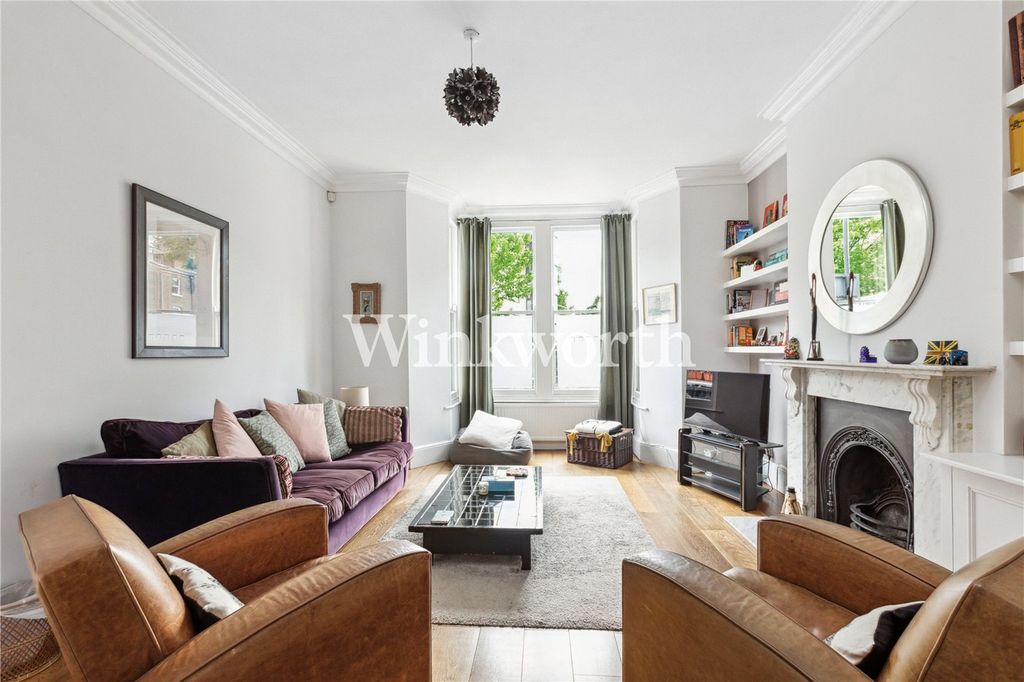 Property photo 1 of 18 Picture No. 08