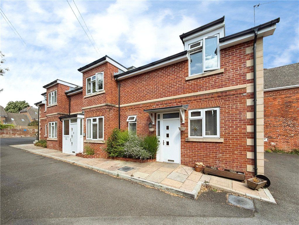 Property photo 1 of 9 Picture No. 02