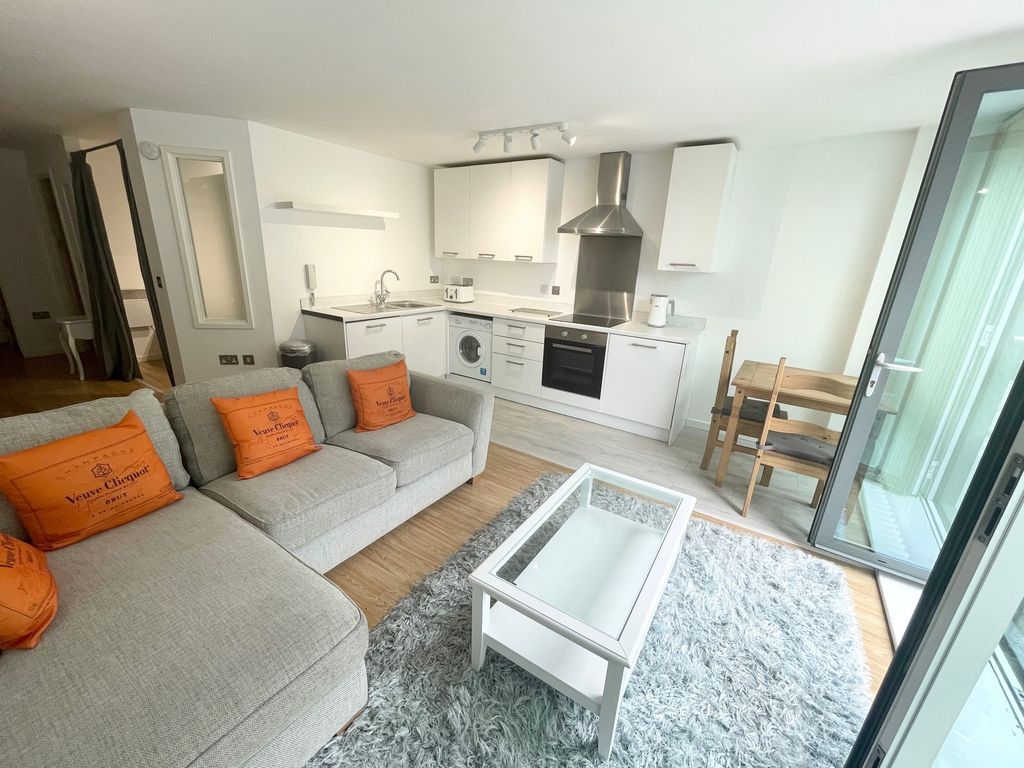 Property photo 1 of 8