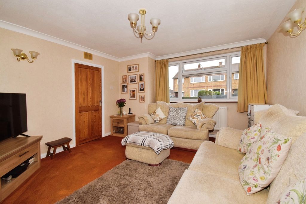Property photo 2 of 17 Photo