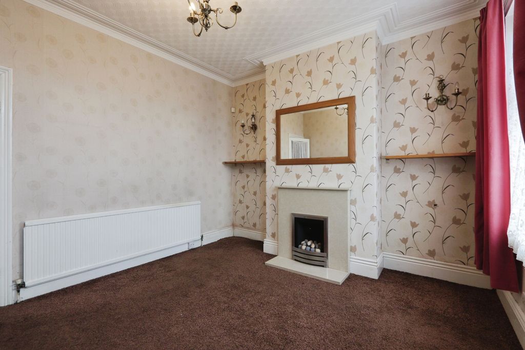 Property photo 3 of 15