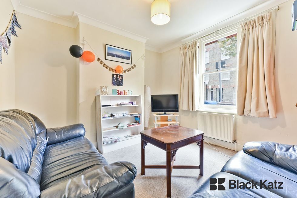 Property photo 2 of 9
