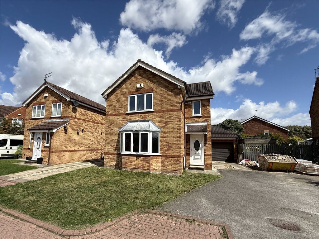 Property photo 1 of 10 Front External