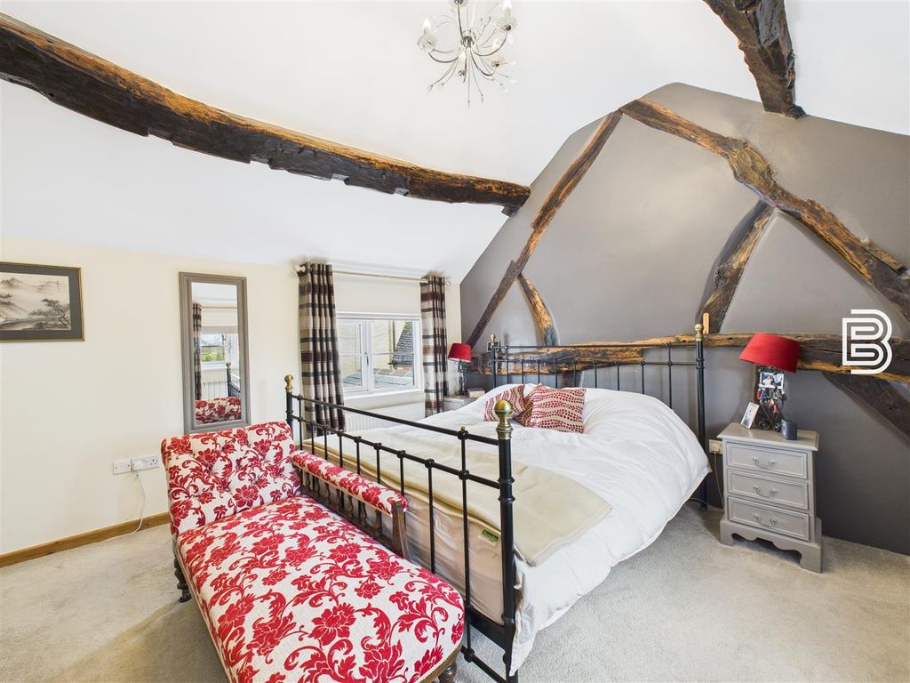 Property photo 3 of 23 Bedroom 1 (1).Jpg