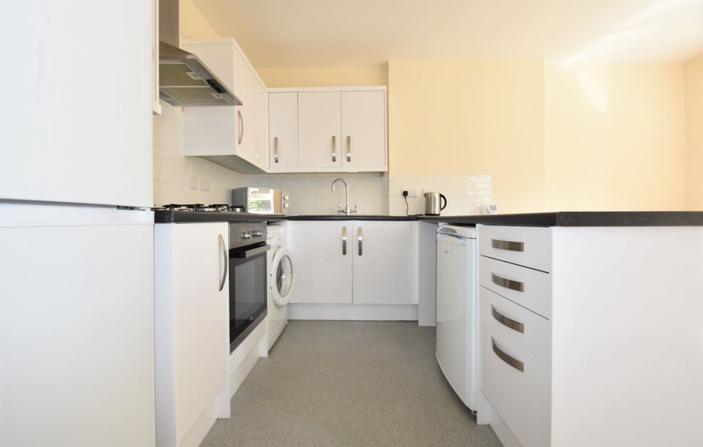 Property photo 3 of 9 Picture No. 14