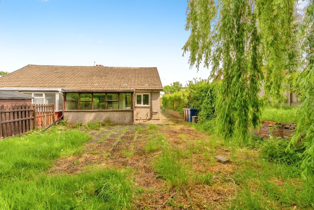 Property photo 2 of 14 Photo