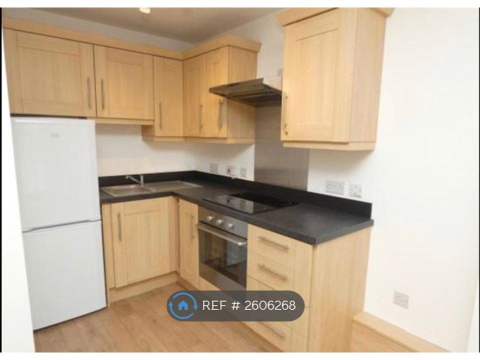 Property photo 3 of 11 Openplan Kitchen