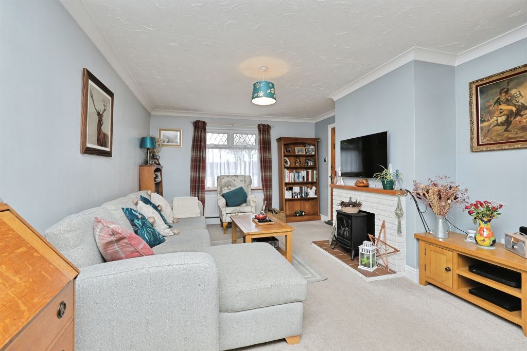 Property photo 3 of 25