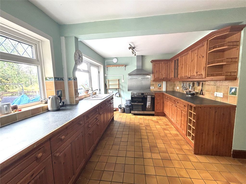 Property photo 3 of 30 Picture No. 98