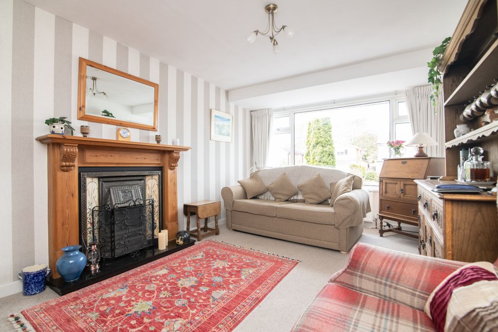 Property photo 2 of 38