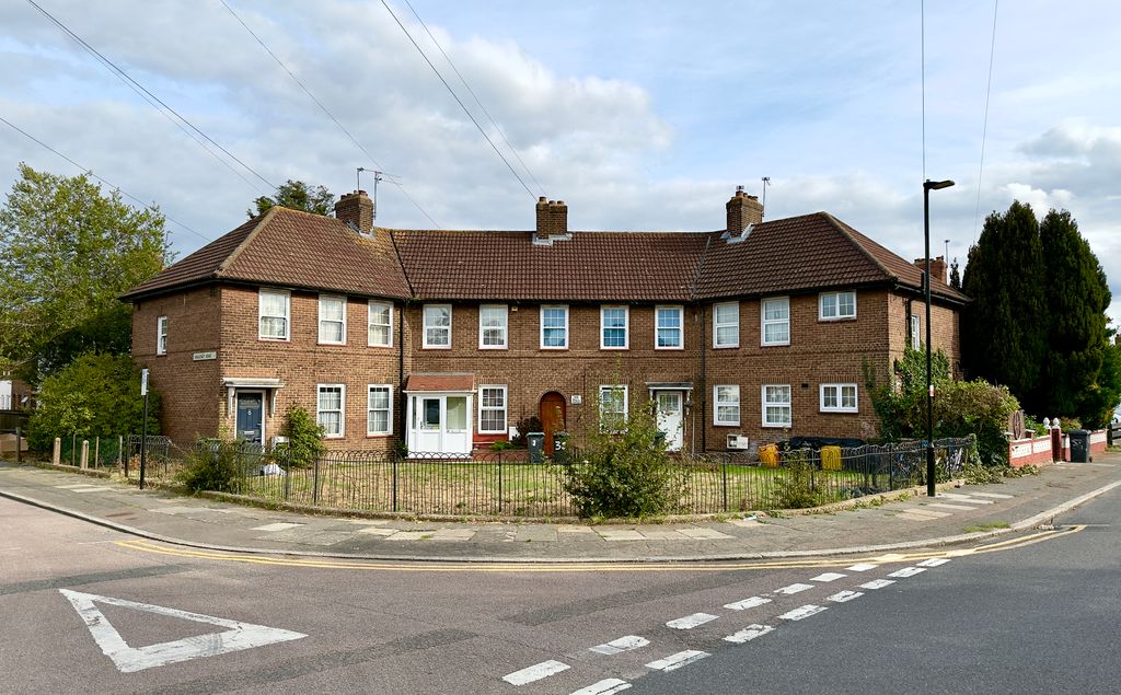 Property photo 1 of 19 Img_1883