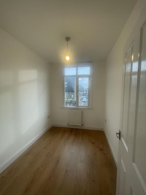 Property photo 3 of 5 Gallery