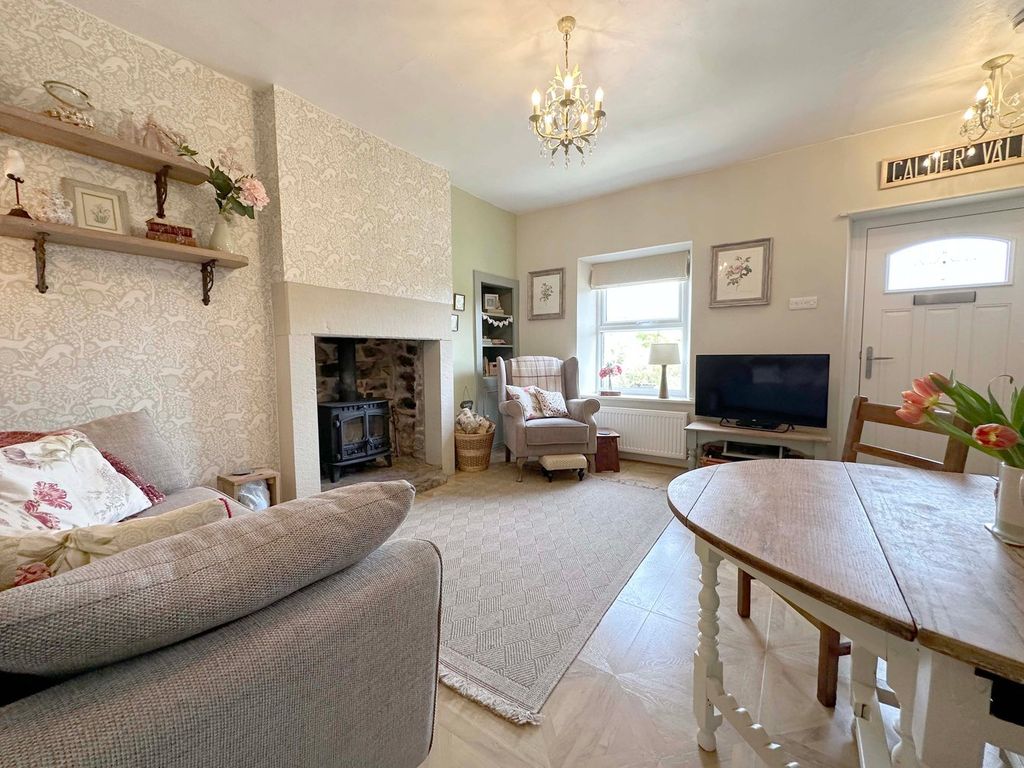 Property photo 2 of 35