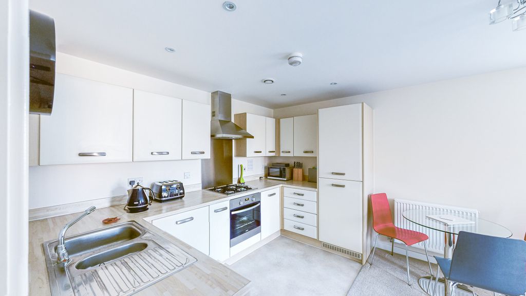 Property photo 2 of 23 88-Mosaic-House-21