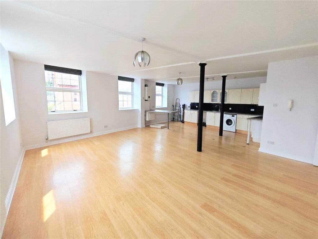 Property photo 3 of 10 Picture No. 06