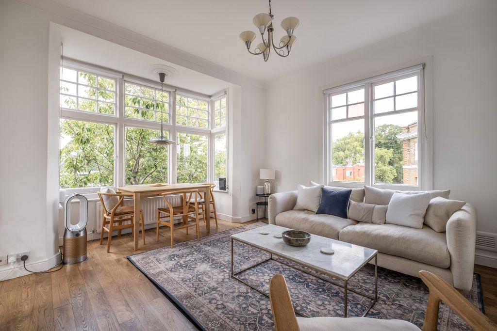 Property photo 1 of 12 First-Floor-St-Ki...