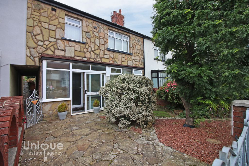 Property photo 1 of 29