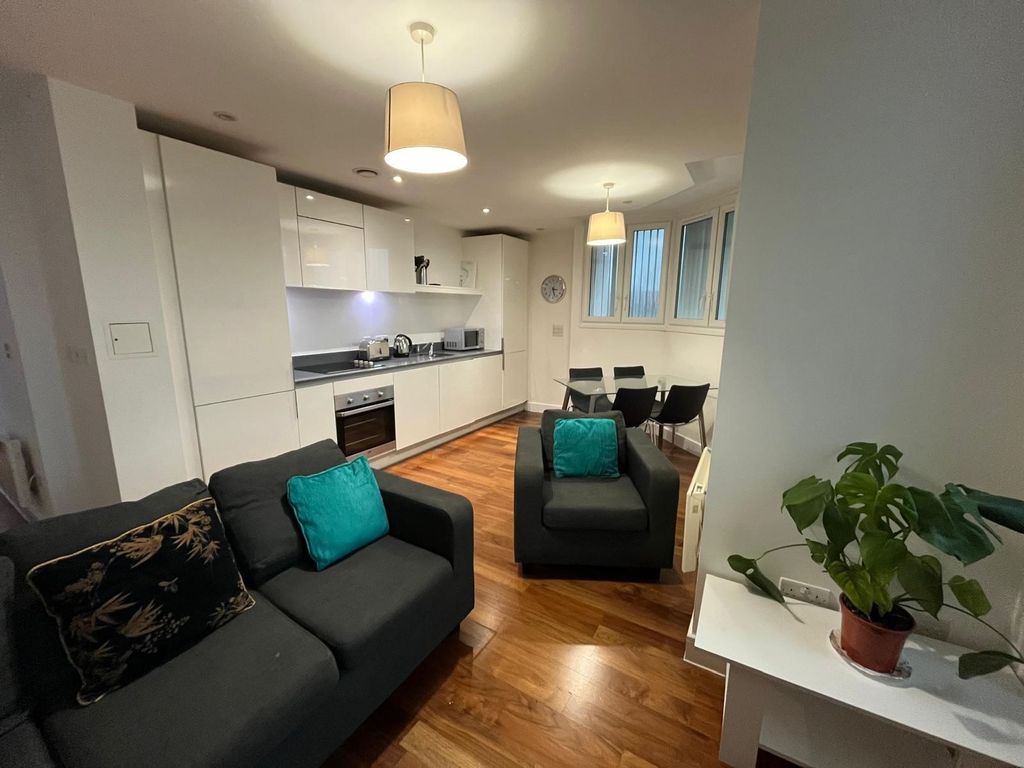 Property photo 3 of 11 2