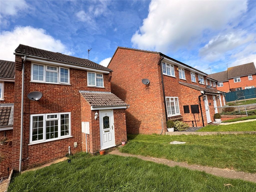 Property photo 1 of 22 Picture No. 05