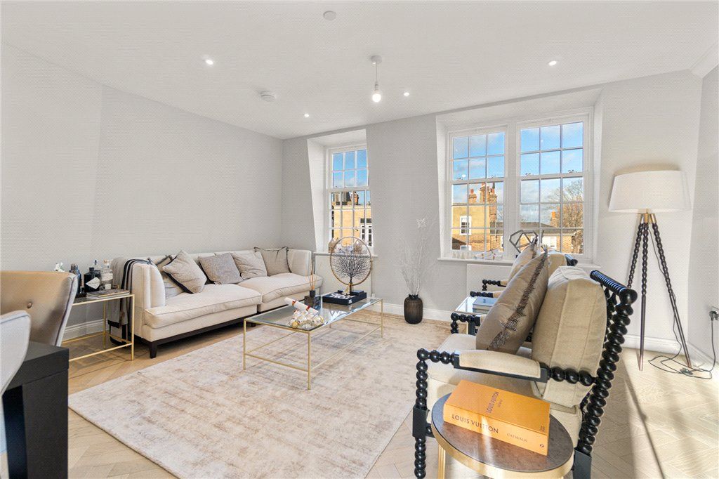 Property photo 2 of 20 Picture No. 26