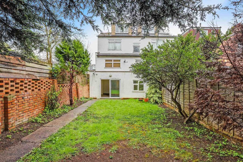 Property photo 2 of 14