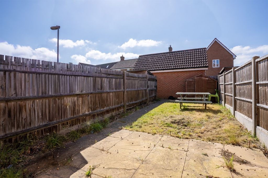 Property photo 3 of 14 5028812